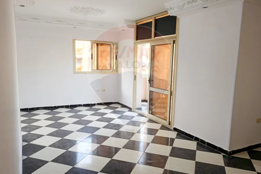 Apartment for sale 150 m Zezinia (Abo Qir St.)