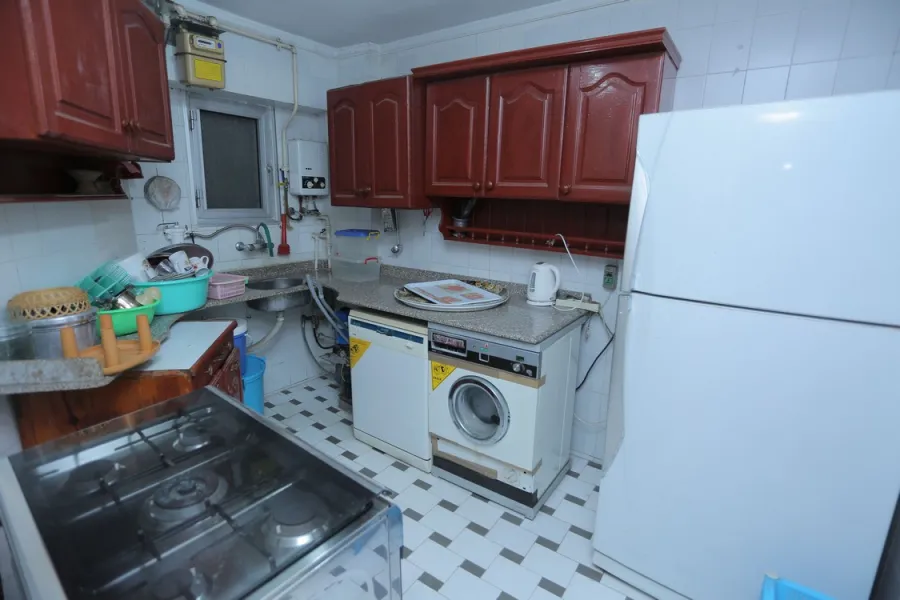 Apartment for sale 110m El-Saraya (Brunched from kornich Road.)