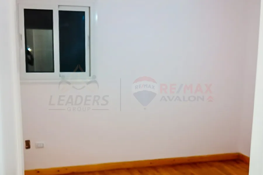 Apartment for sale 190 m Kafr Abdo (Sakinah Bint Al Hussein St.)