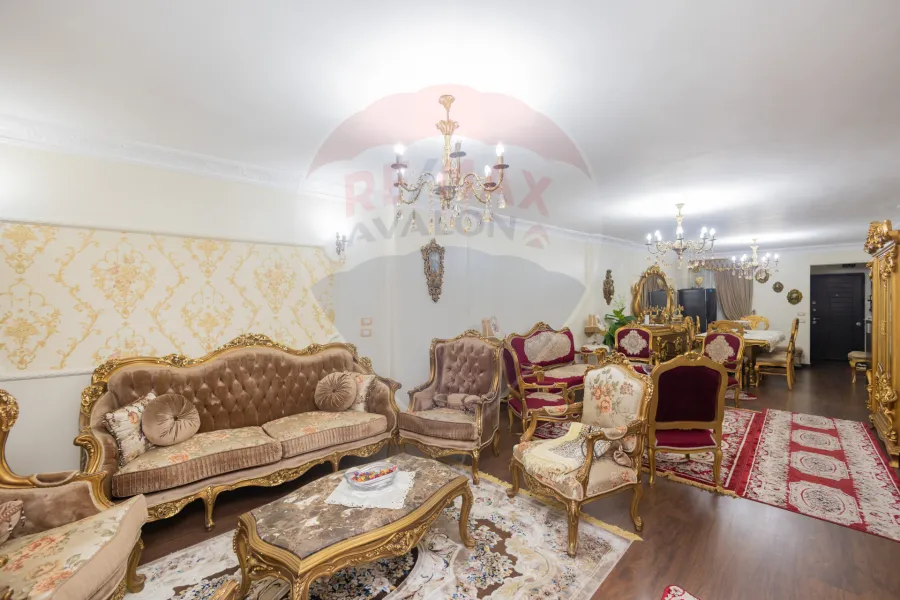 Apartment for sale 160m Miami (steps from Al-assawy st.)