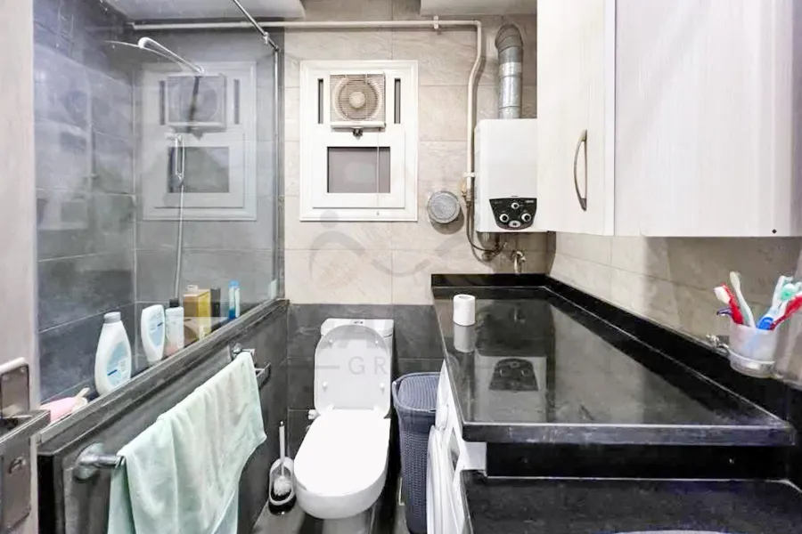 شقة للبيع 250 م سموحه (ش بهاء الدين الغتورى)