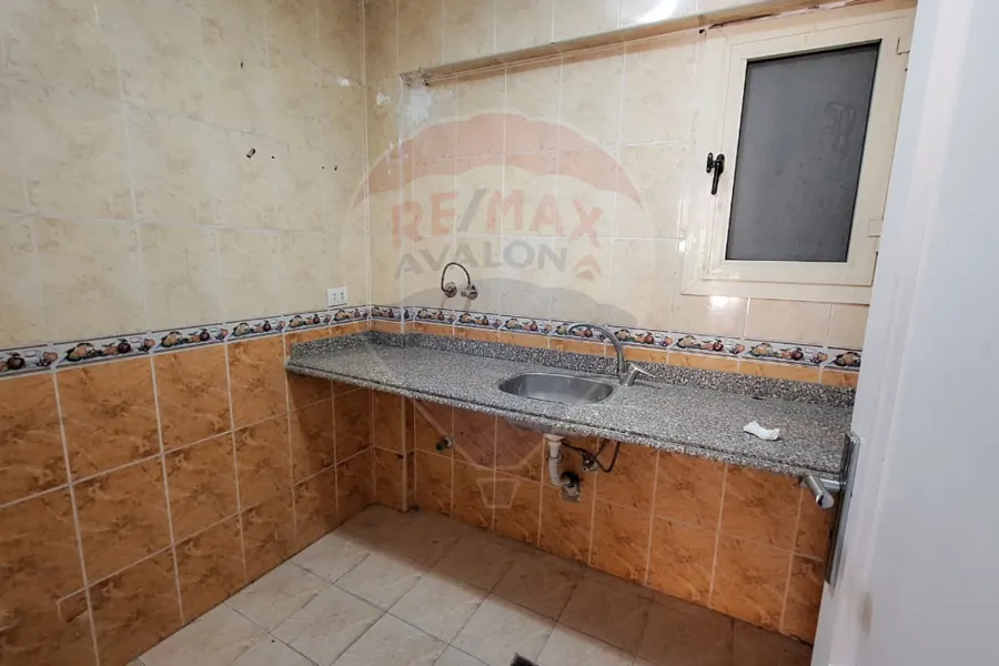 شقة للبيع 175 م بولكلي (ش امير البحار)