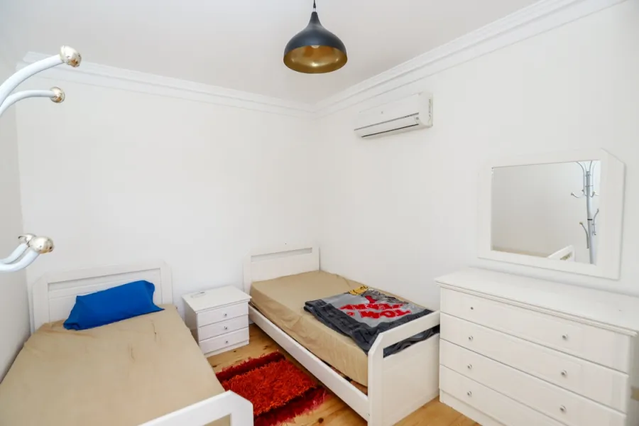 Apartment for sale 140m Mostafa Kamel (Tram Station)