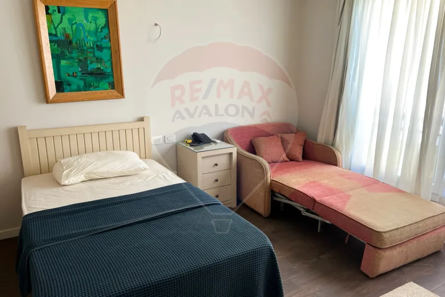 فيلا للايجار المفروش 242 م كينج مريوط  (كومباوند جوار)