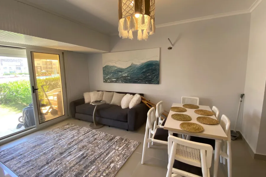 شاليه أرضي بجاردن للبيع (سي فيو) 85 م