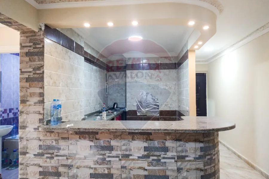 شقة للإيجار 160 م المنتزة (ش الملك)