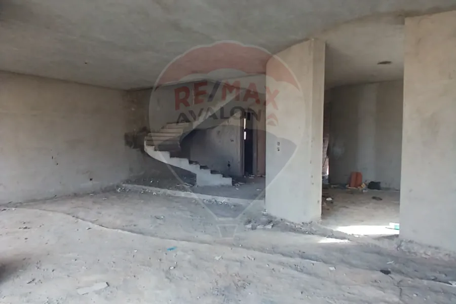 فيلا ستاند الون للبيع 887 م (كومباوند أليكس ويست)