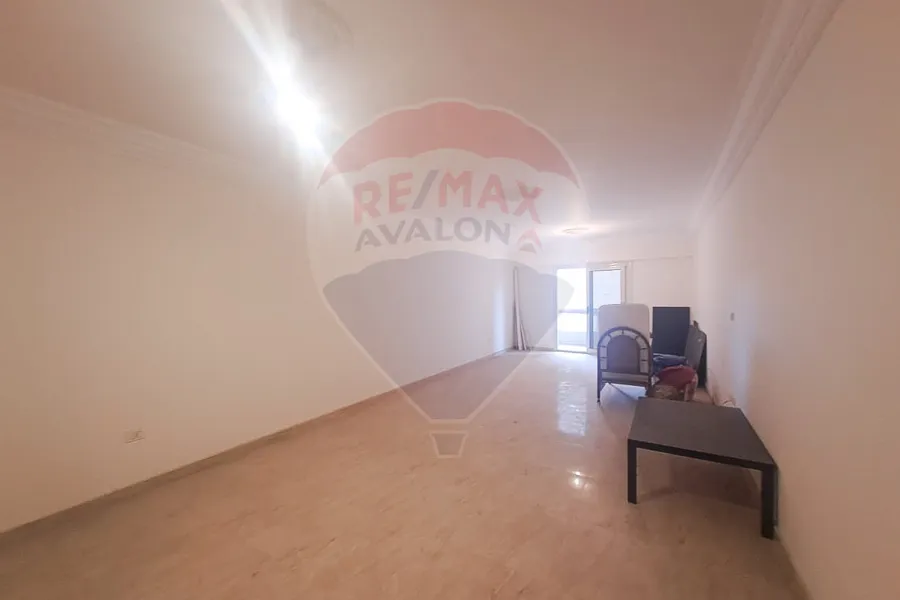 Apartment for rent 160 m Miami (ranched from El-Essawy st.)