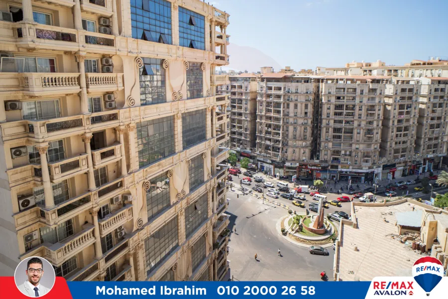 شقة اداري للايجار 220 م سموحة (ش ادمون فريمون)