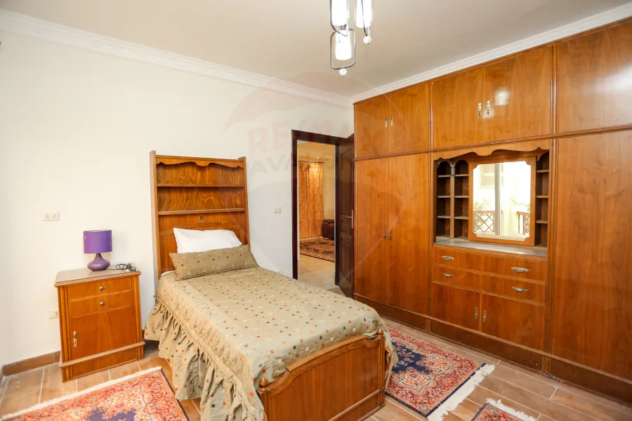 ڤيلا منفصلة للبيع الكينج (كومباوند الصفوة)  -  500 م