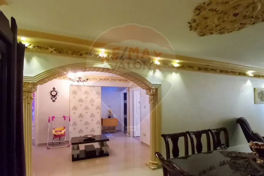 شقة  للبيع 150 م سيدي بشر ( امام شاطئ السرايا )