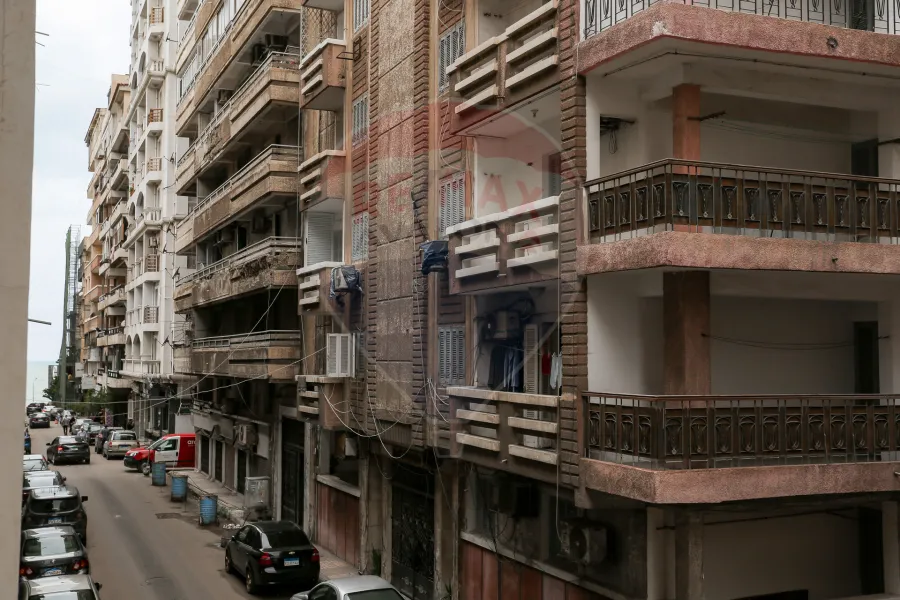 Apartment for sale 175 m Roushdy (Roushdy Pasha Street - parallel to Syria Street)