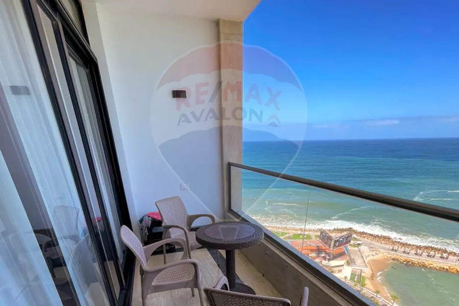 Apartment for sale 125 m Gleem (directly on the sea)