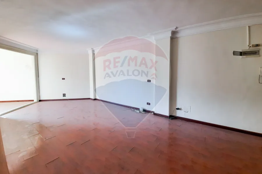 شقة للايجار 150 م لوران (ش شعراوي)