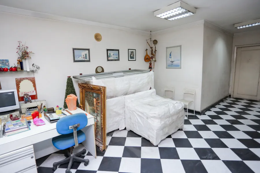 عيادة تجارى 90م للبيع مصطفى كامل (ش أبو قير الرئيسى)