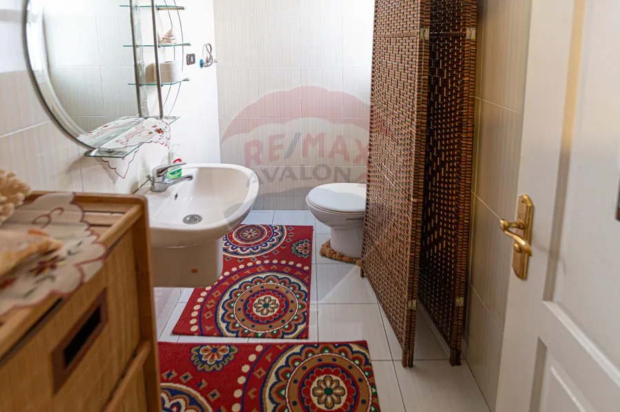 شقه للبيع 185 م لوران (ش سيرهنك )