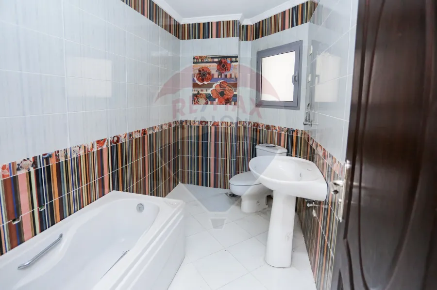 Apartment for sale 230 m Saba Basha ( Directly On The Sea )