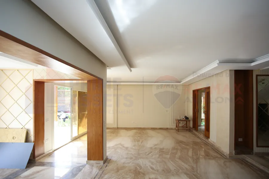 Twin house villa for sale 440 m King Mariout (Alex West)