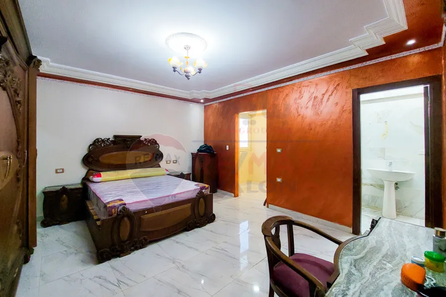 Apartment For Sale 180 m San Stefano (Steps From The Sea)