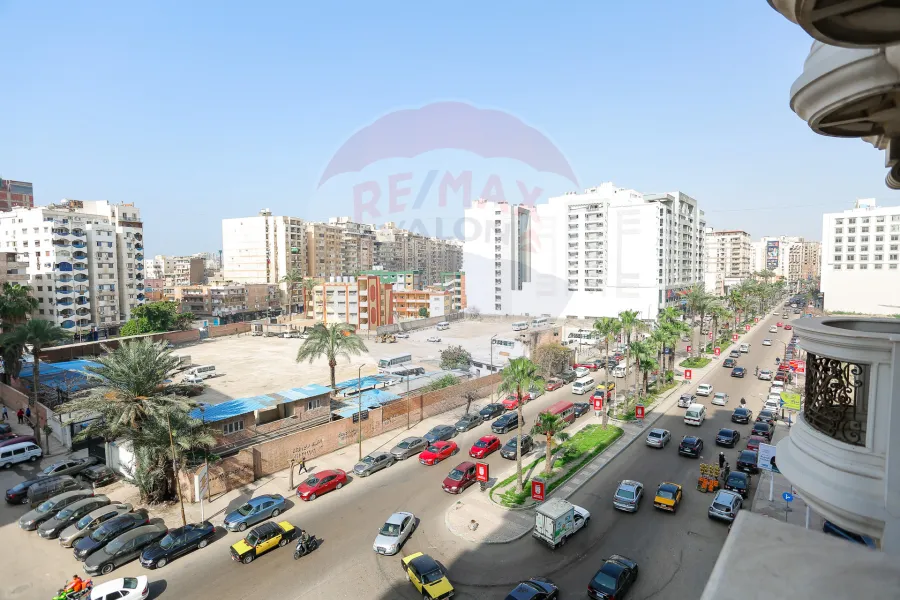 شقة للبيع 198 م سموحة ( عمارة كونتننتال تاور - ش فوزى معاذ)