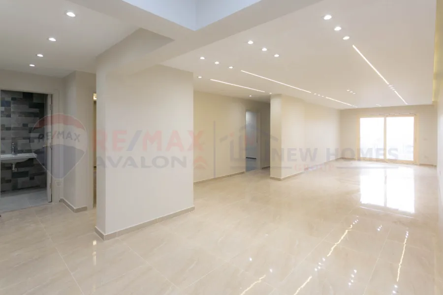 Apartment for sale 200 m Smouha (Valore El-Naql &amp;amp; El-Handasa St.)