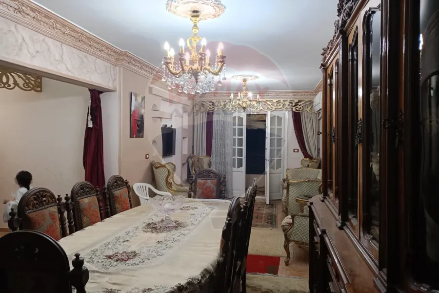 شقة للبيع 155 م بولكلي (ش وينجت)