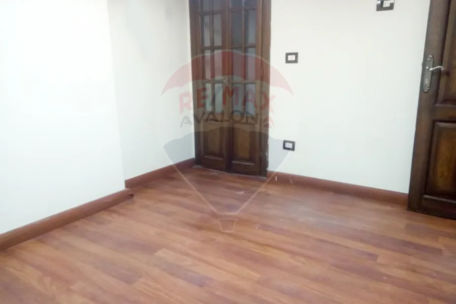 Administrative unit For Rent 140 m Sidi Bishr (Gamal Abdel Nasser St.)