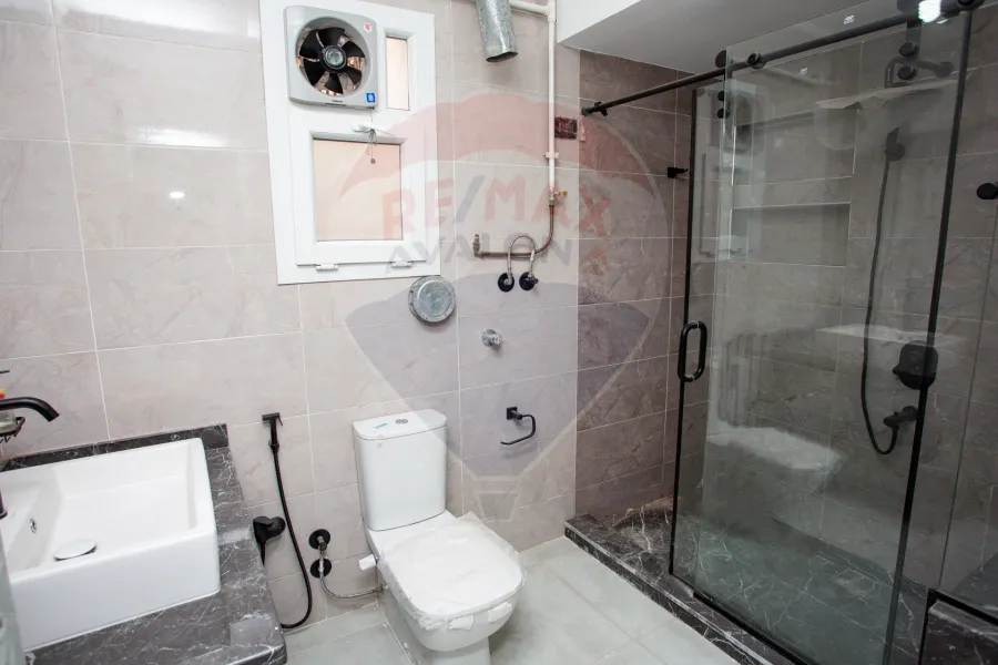 Duplex apartment for sale 255 m Smouha (next to Al-Nasr Club - near Pharos University)
