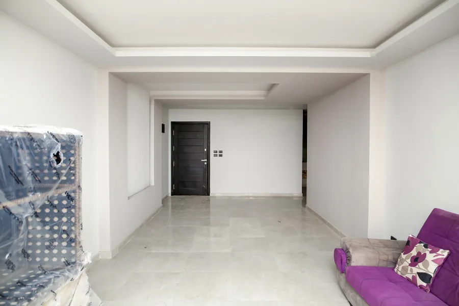 شقة للإيجار175م سموحة (ش ذكي رجب)