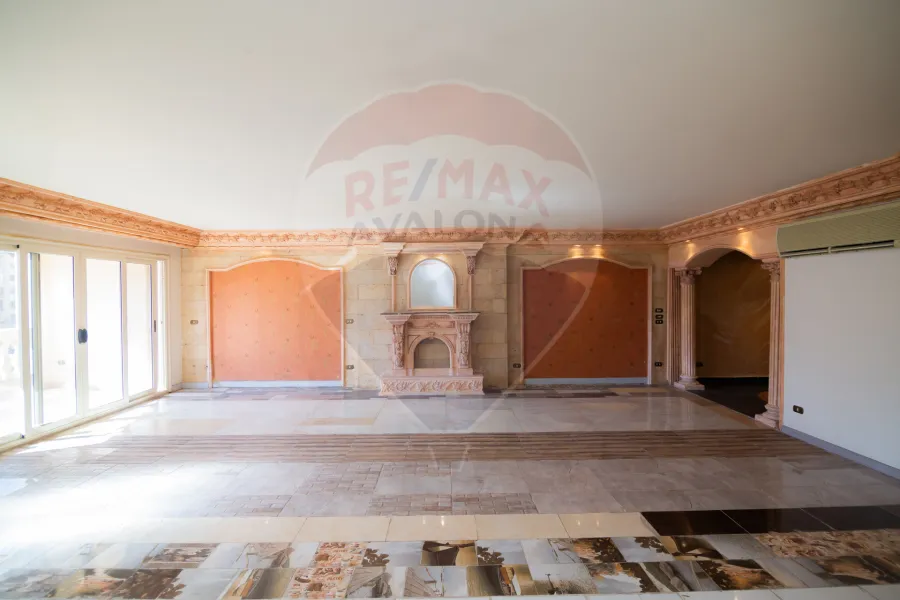 Apartment for rent 243 m Smouha (The second number from Fawzi Moaz St.)