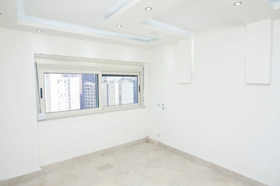 Apartment for sale 220m Smouha- Fawzy Moaaz st.