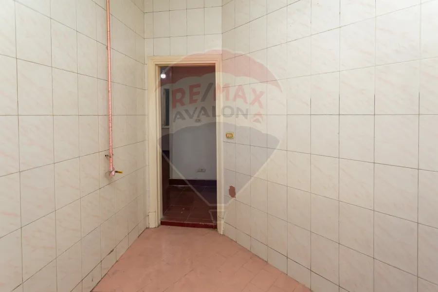 شقة للإيجار 90 م الشاطبي (ثاني نمره من البحر)