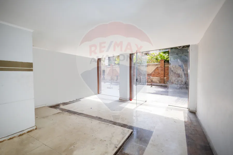 shop for sale 300 m Tharwat (Abdul Hamid Al-Deeb st)