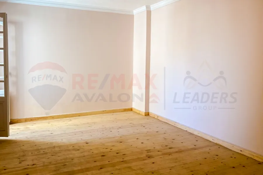 Apartment for sale 150 m Tharwat (Abdel Moneim Al Dalil St.)