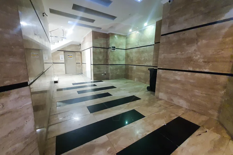 مكاتب إدارية للبيع محطة الرمل (متفرع من ش السلطان حسين- خطوات من كليه الطب)