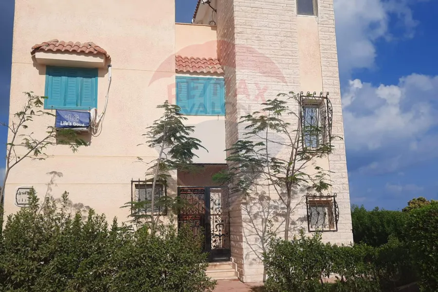 فيلا ستاند الون للبيع (البوسيت) 727 م