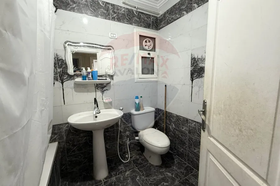 شقة للبيع 160 م لوران (ش عبد المنعم الدليل)