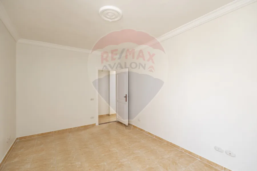 Apartment for sale 150 m Sidi Gaber (Branched from Al Mosher st.)