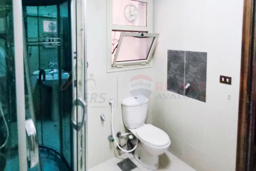 Apartment for sale 195 m Kafr Abdo (steps from Abu Qir St.)