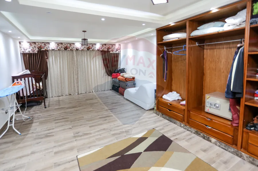 Apartment for sale 350 m janaklis (Steps from aboqer st.)-