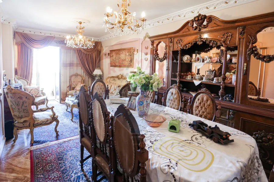 apartment for sale 120 Moharam Bek ( Mostafa Zayan St )