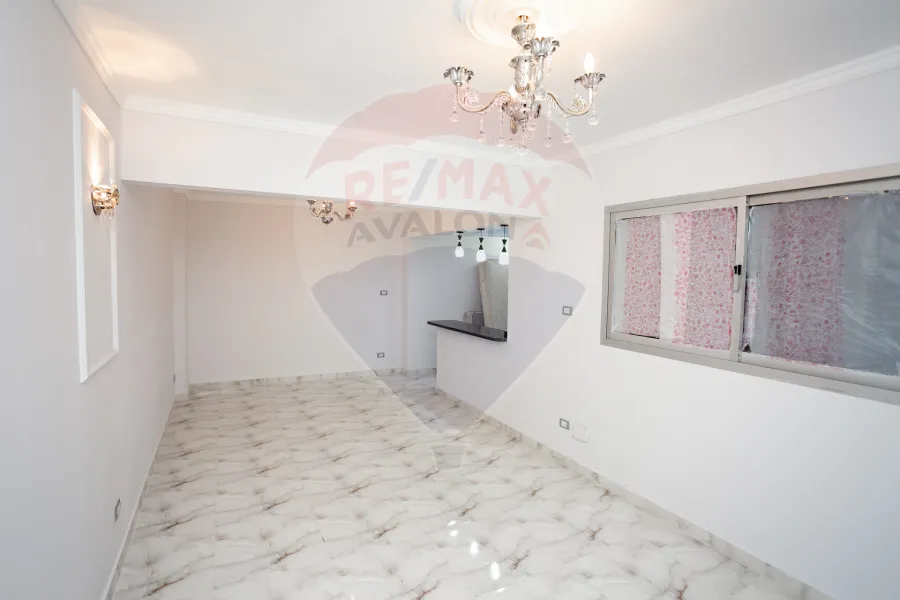 شقة للبيع 80 م سموحة (ش فيكتور عمانويل)