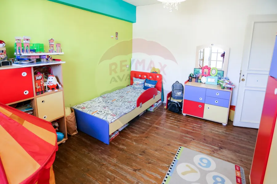 Apartment For Sale 219 m Smouha (50's St)