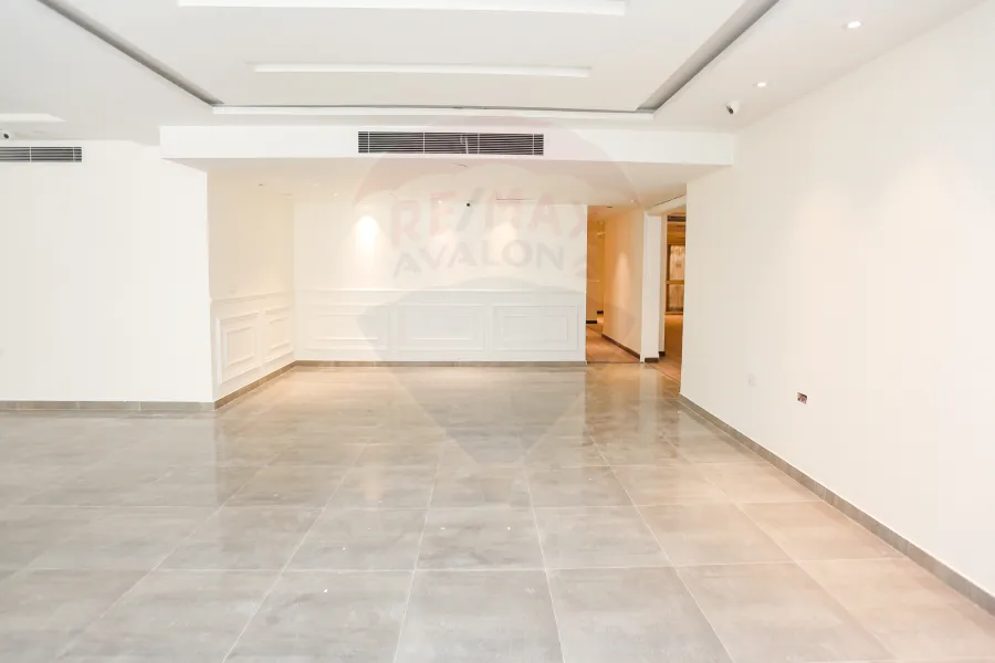 محل + ميزان للايجار 750 م سيدي جابر (ش ابو قير)