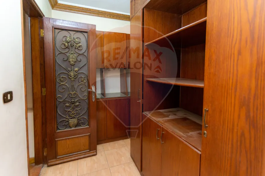 Administrative headquarter for sale 239 m Kafr Abdo (Amir El-Behar St)