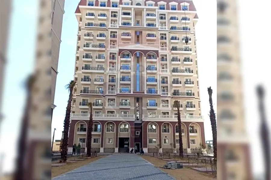 شقة للبيع 208 م (كمبوند صواري)