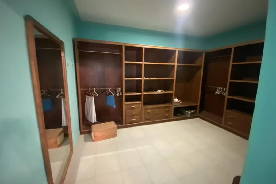 Villa for sale (Costa del Sol Village) 960 m