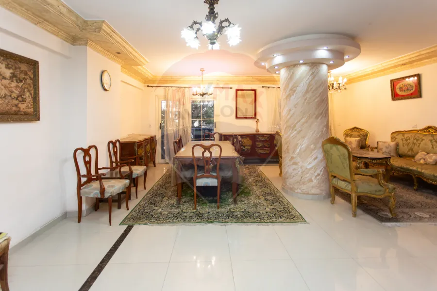 Apartment for sale 200 m Louran (between Abu Qir Street and the tram)