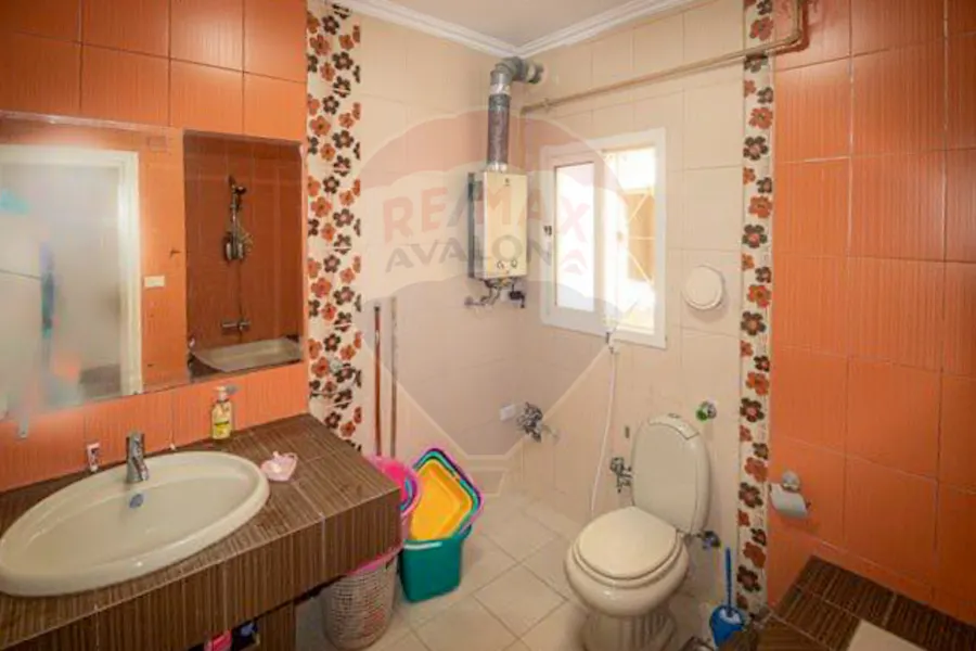 شقة للبيع 145 م سموحة (ش فوزي معاذ)