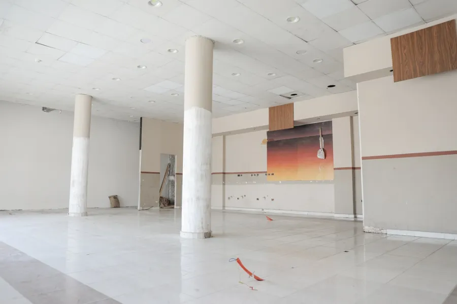 Commercial Property For Rent 190m Desert Road(Kilo 23 Inside one of Gas Stations)